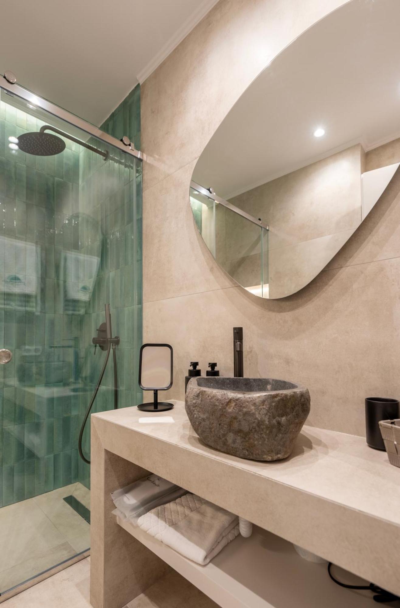 Derouse Eva Suite Jacuzzi & Sauna Athen Exterior foto
